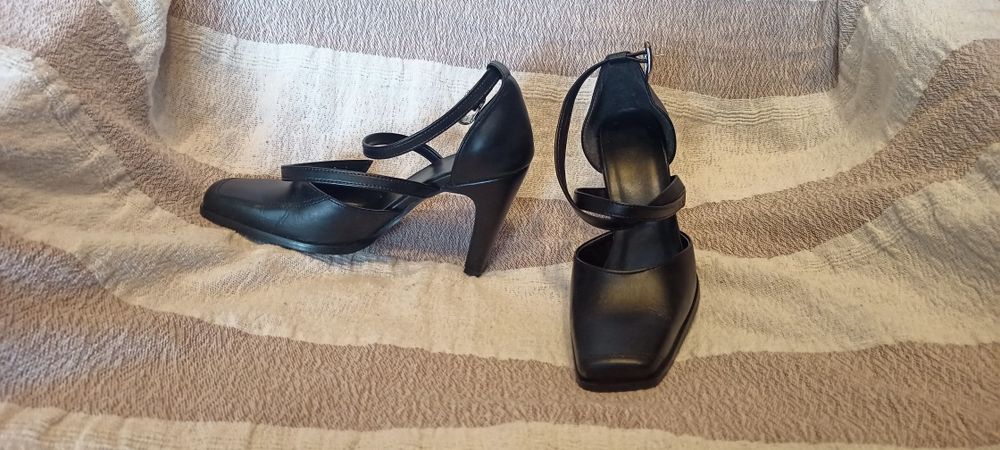 Buty damskie czarne - Ryłko