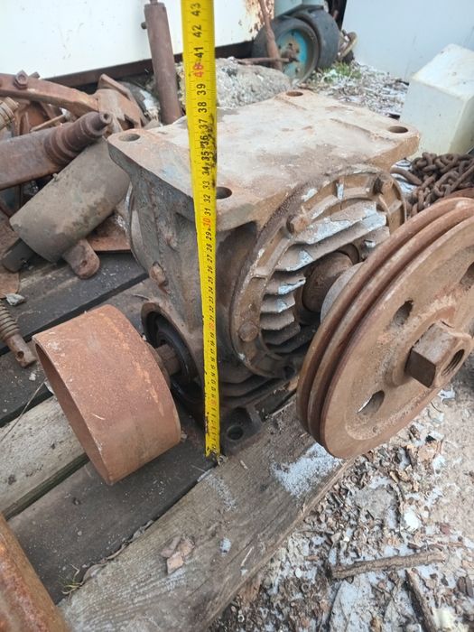 Продам редуктор Ч 100-31.5