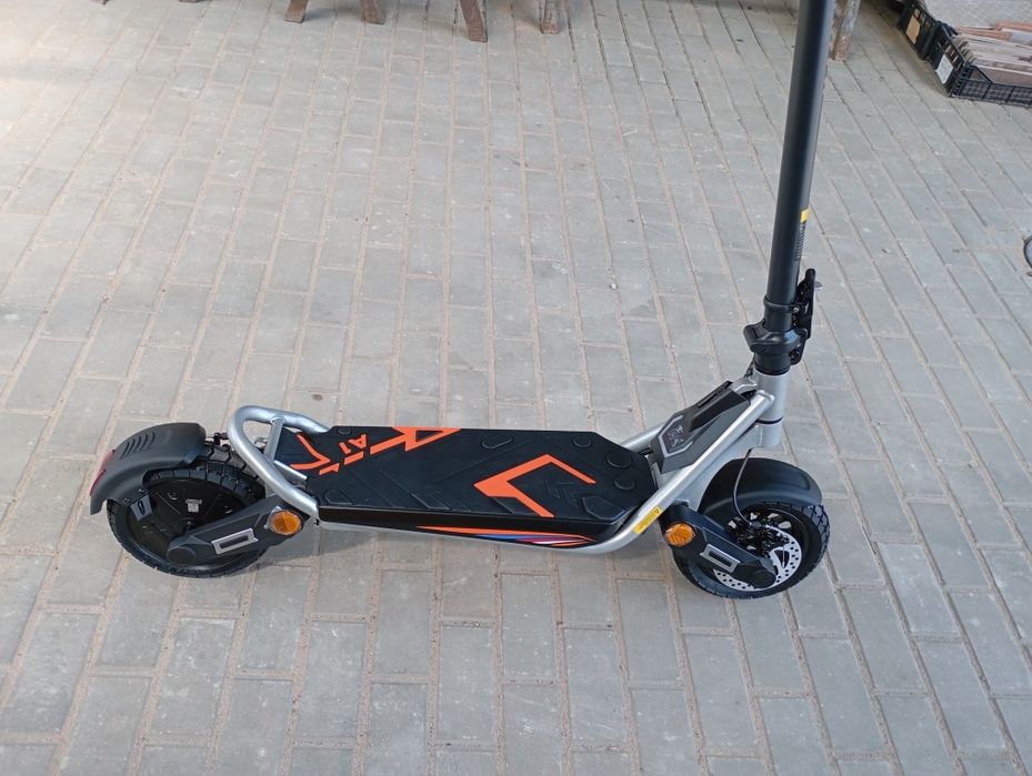 hulajnoga elektryczna kukirin a1.