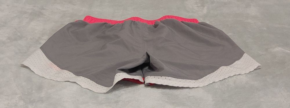 Krótkie spodenki Heat Gear 137-146
