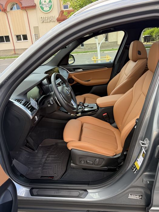 Продам BMW X3 2023