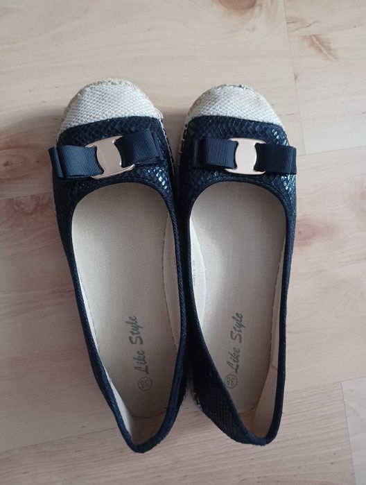 Espadryle roz. 38