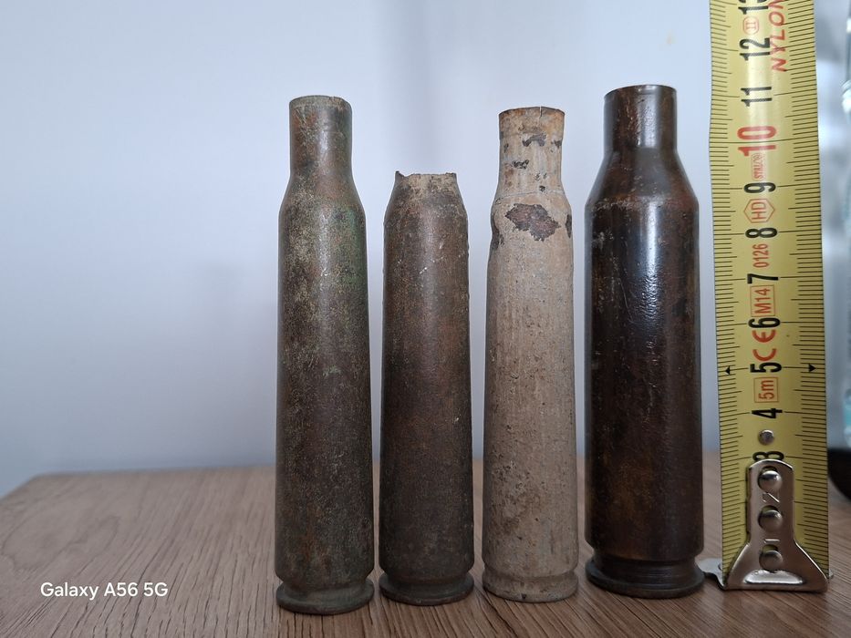 Łuski większe 8 szt