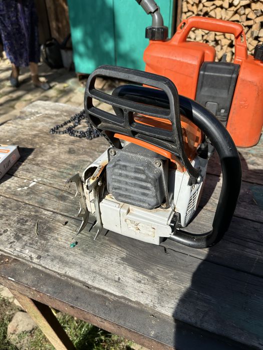 Продам мощну бензопилу STIHL MS 382