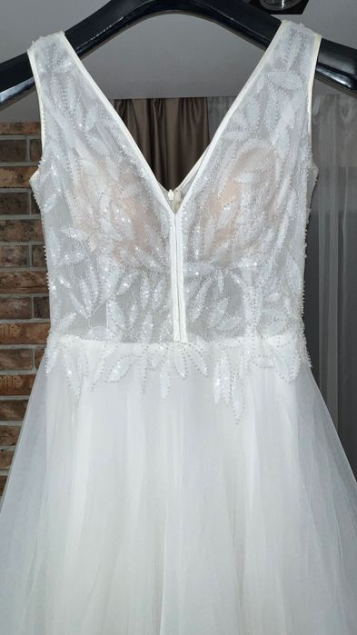 Piękna suknia ślubna M – tiul, koronka, założona raz