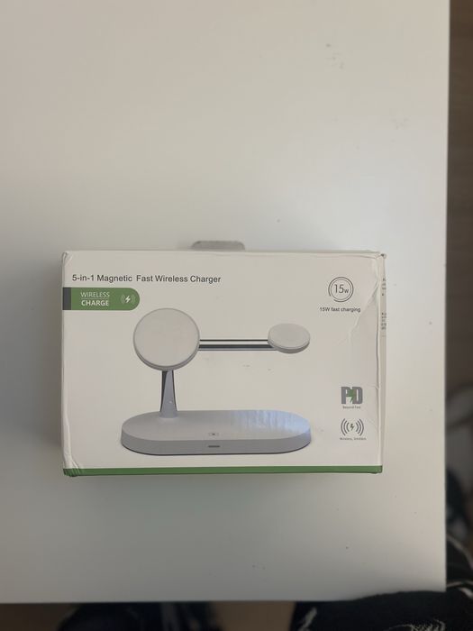 Carregador Sem Fios 3 em 1 para iPhone e Apple Watch