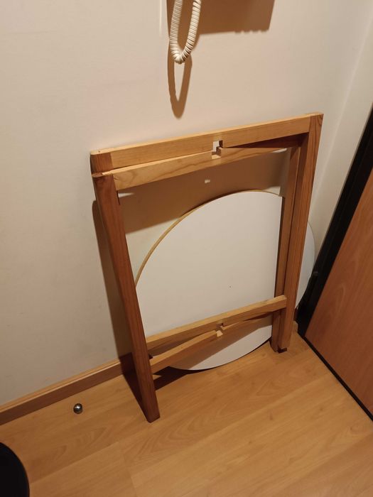 Mesa de camilha (com opção de toalha)