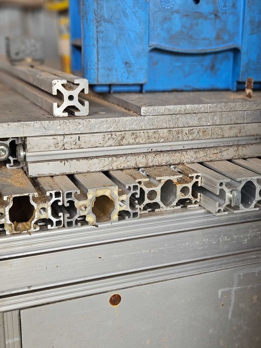 Stół warsztatowy aluminiowy na kółkach