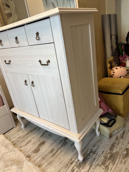 Komoda Stylowa z szufladami