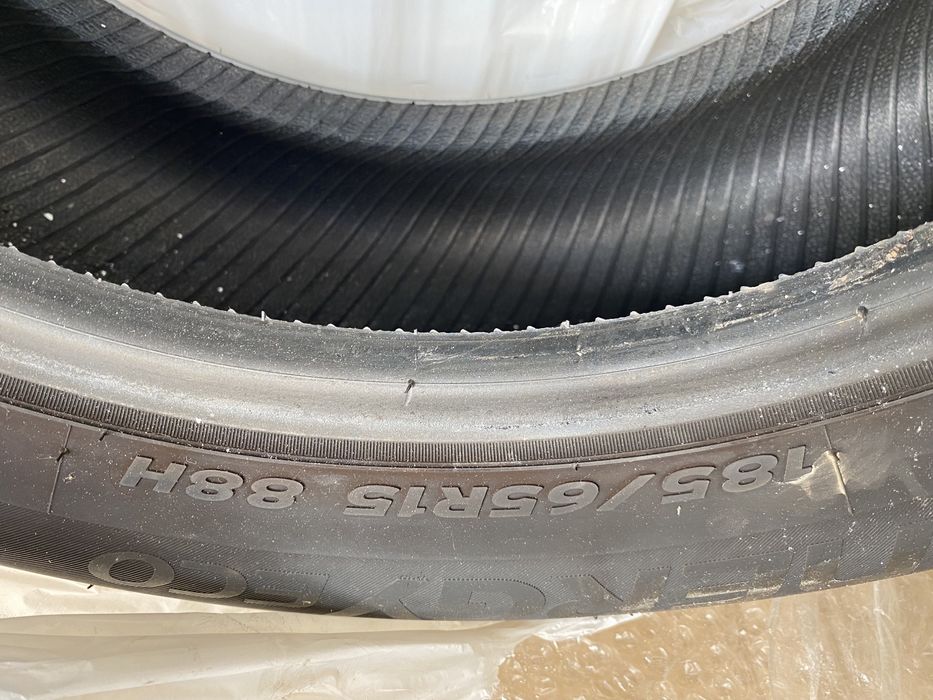 Pneu 1185/65 R 15 88H
