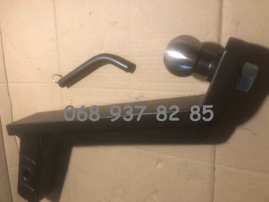 Вставка фаркопа квадрат  50х50 та 32х32