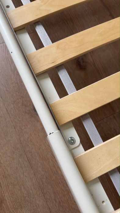 Ikea MINNEN łóżko dla dziecka materac białe