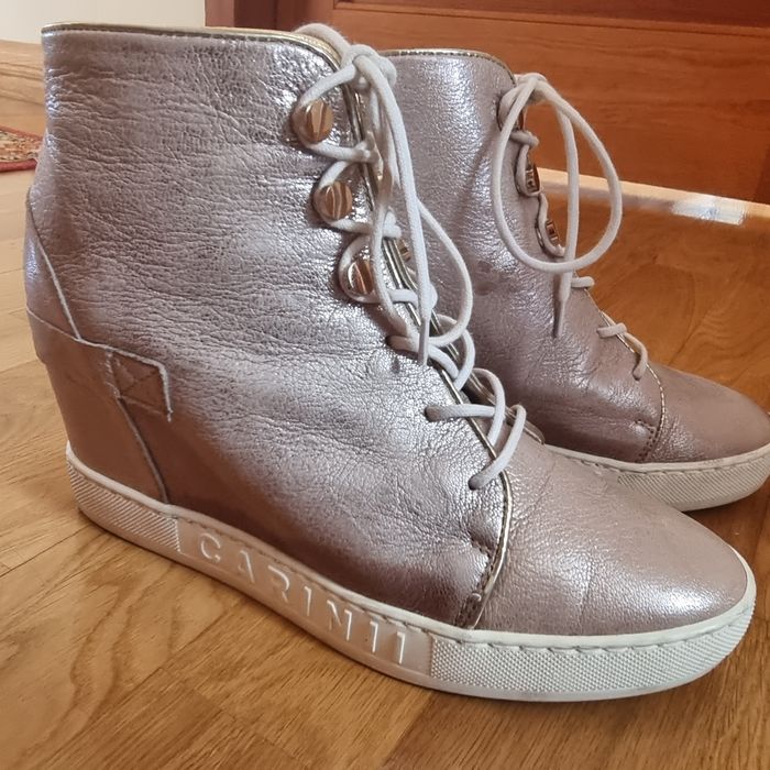 Botki sneakersy Carinii 39 /ukryty koturn/ skórzane