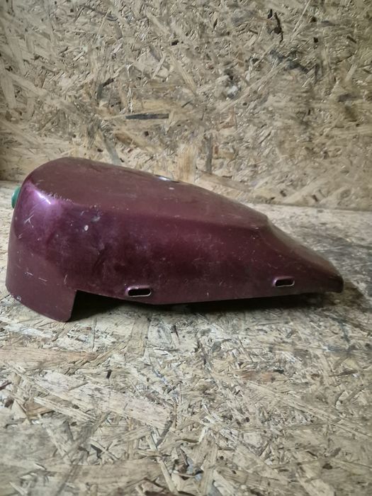 Boczek osłona akumulatora mz etz 251