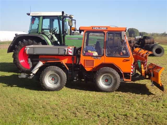 Samochód specjalny HOLDER C6000 z pługiem do odśnieżania