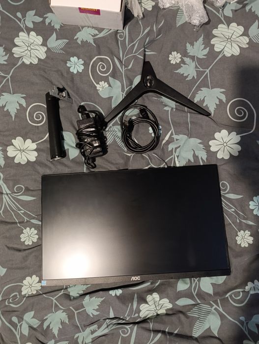 Монитор AOC 22 дюйма full hd 1920 x 1080 60hz
