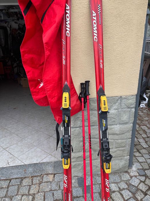 Narty Atomic beta race