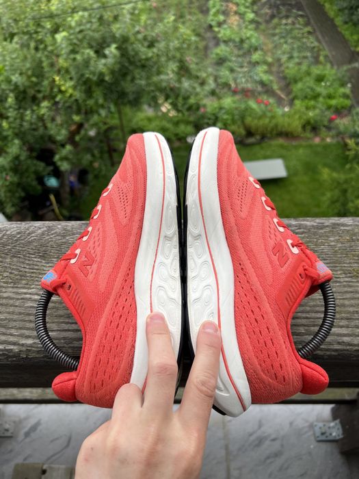 Кросівки New Balance 1080