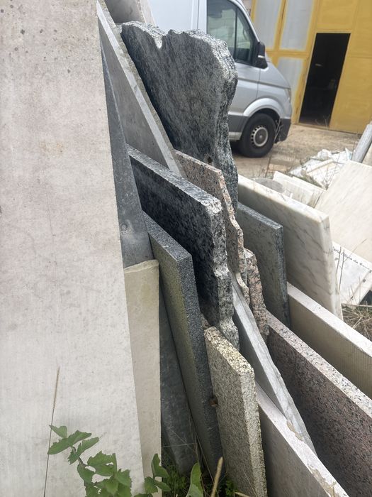 Vendo pedras varias granitos marmores