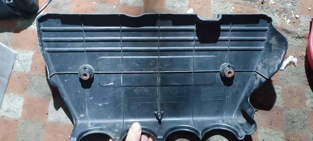 Передние фары Хонда Аккорд 7 рестайлинг, крышка двигателя