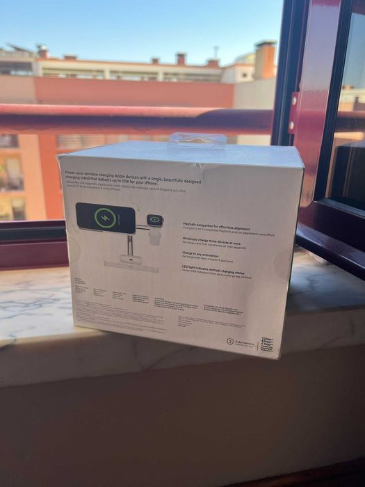Belkin 3 em 1 - Carregador Wireless para iPhone, Apple Watch e AirPods