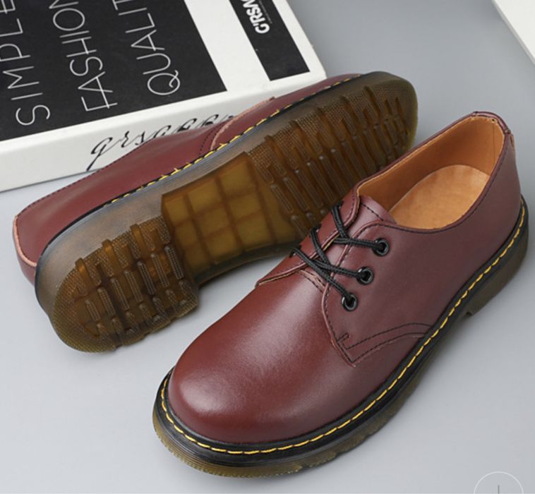 Glany półbuty modne eleganckie martensy timberki klasyczne