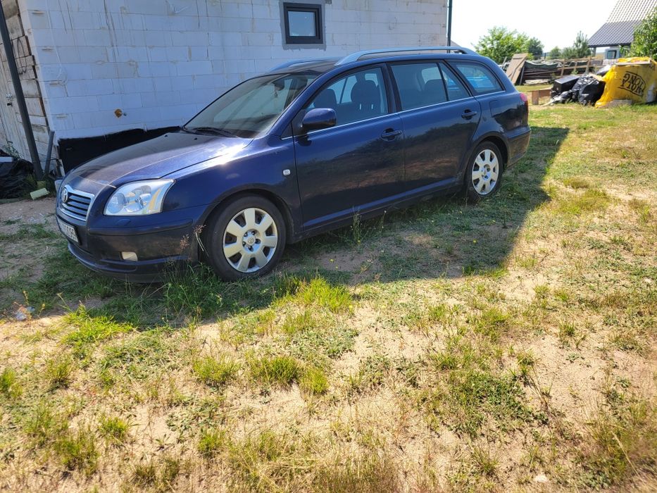 Toyota Avenis 1.8  BENZYNA+LPG