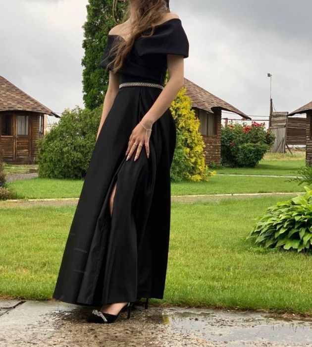 Вечірня сукня в новому стані