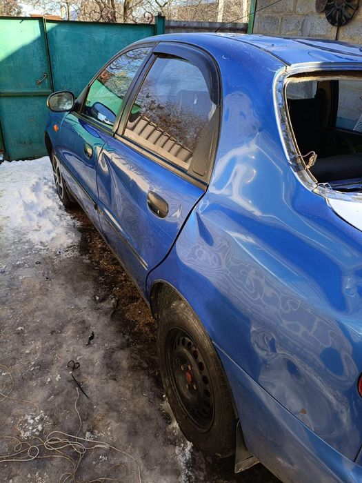 Daewoo Lanos 1.4 .