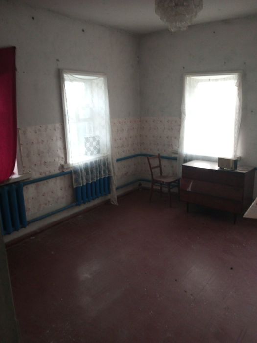 Продам  будинок в с Озеряни