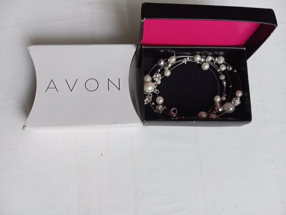 Колье  с камнями от Сваровскии