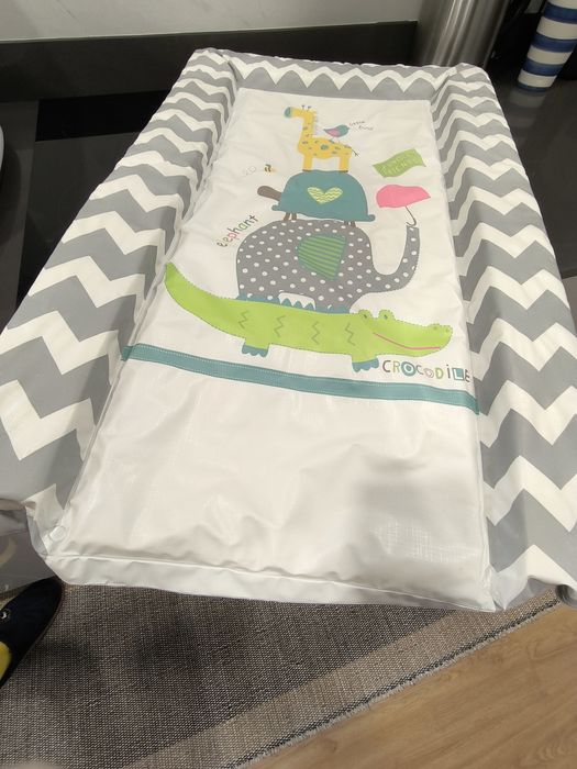 Colchão muda fraldas