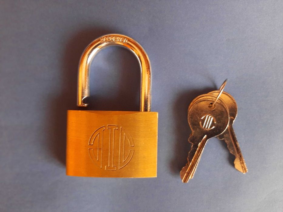 Cadeado em latão