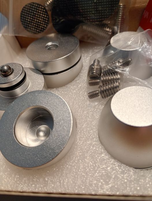 Pés/spikes HIFi antivibracoes Últimos disponivei Oportunidade