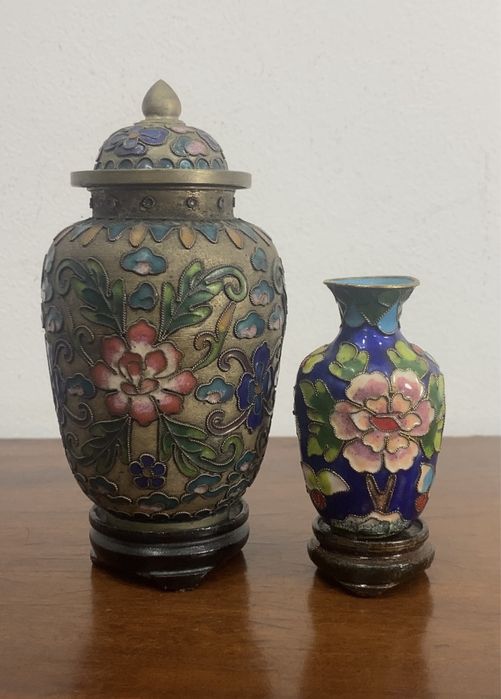 Par de  Cloisonnés.