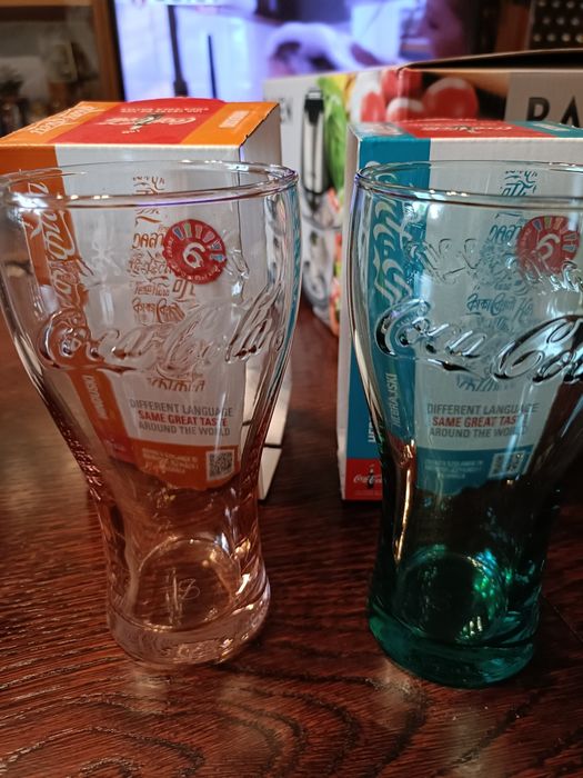 Szklanki Coca-Cola