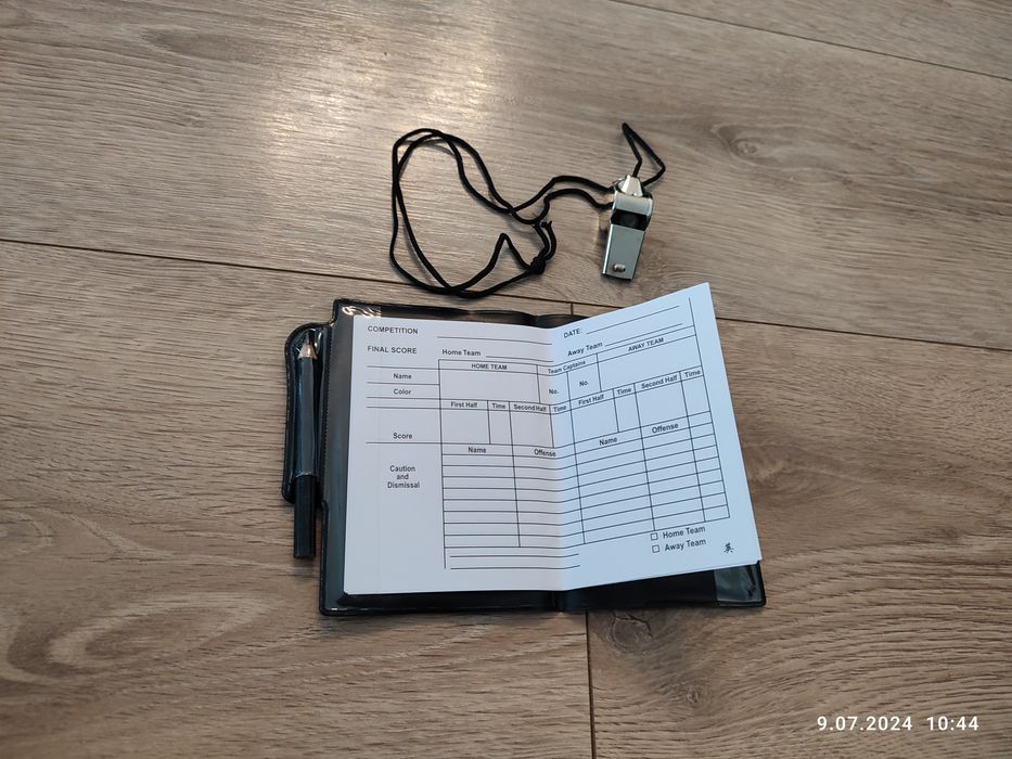 Nowy zestaw dla sędziego piłka nożna