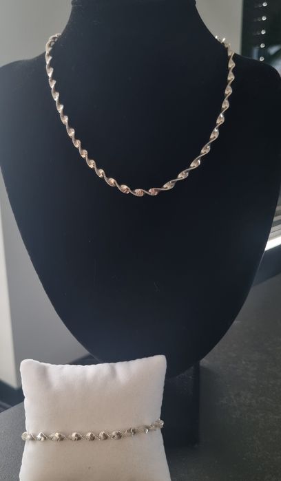 Srebrny spiralny naszyjnik 925