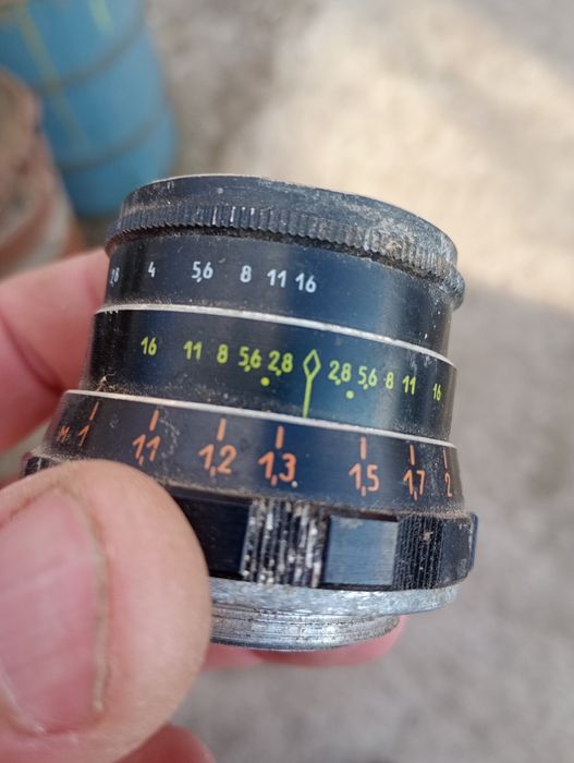 Ленинград. Объектив и корпус с фото аппарата.