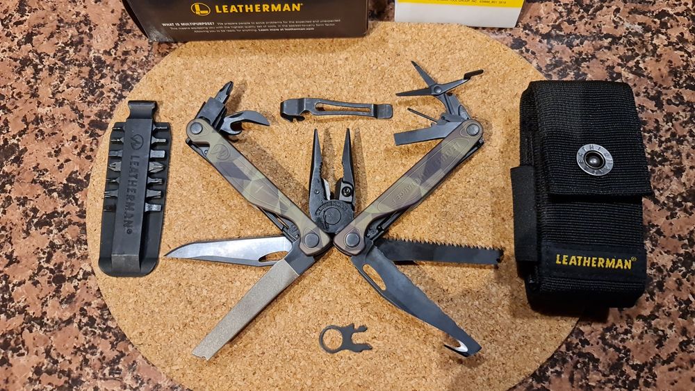 Leatherman Charge plus Forest Camo limited edition multitool