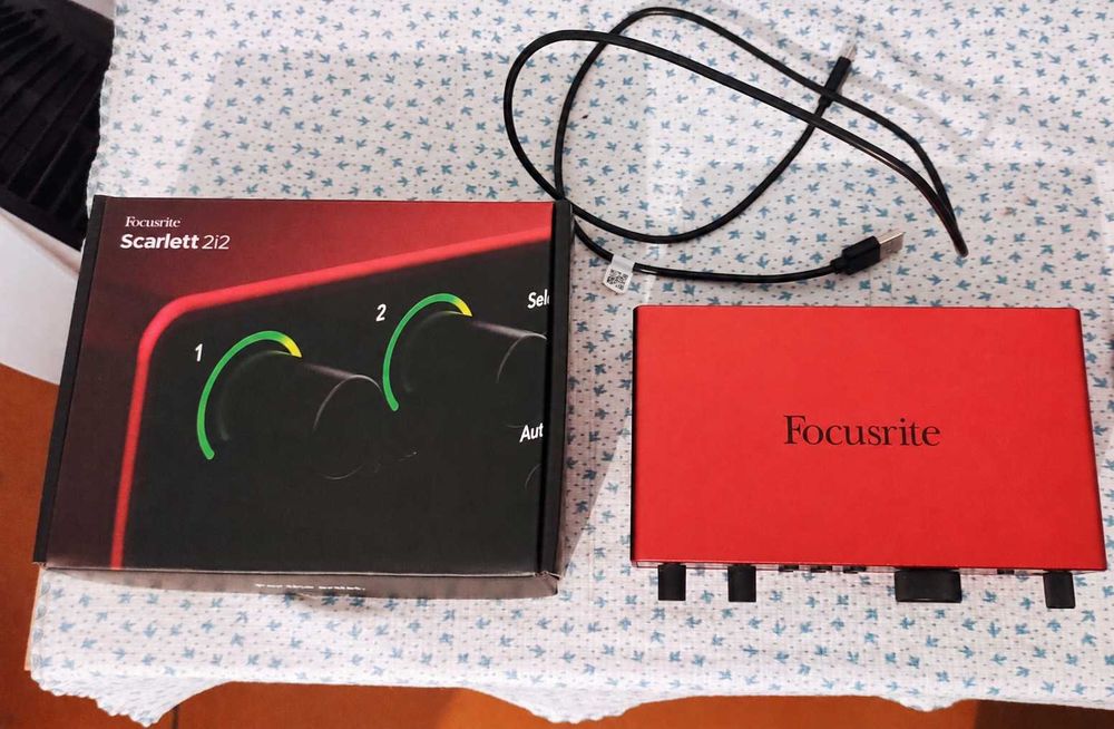 Focusrite Scarlett 2i2 4th Gen - Interfejs Audio