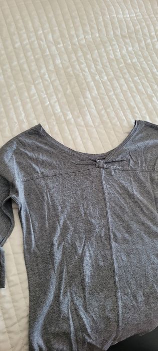 Camisola cinzenta lantejoulas