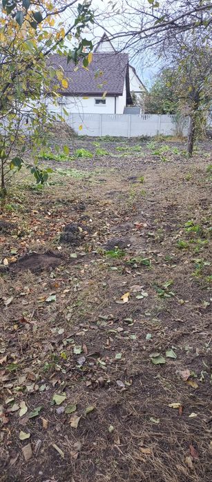 Продається пів будинку.