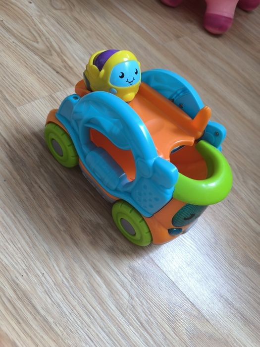 Інтерактивна іграшка машинка Chicco