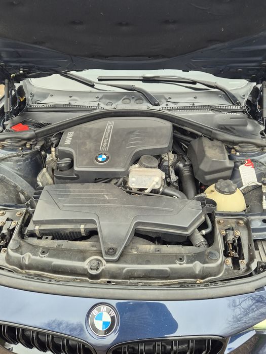 BMW 328I 2012 року