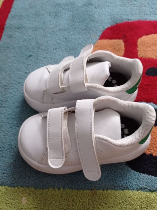 Buty Adidas 24 dla dzieci