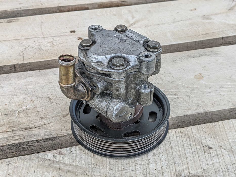 Насос ГУР VW Bora Caddy 2 3 Golf 3 4 Lupo Passat B3 B4 Polo Vento