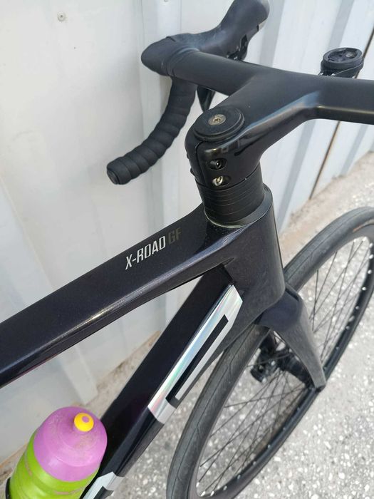 Bicicleta estrada Superior X-ROAD GF com rodas carbono