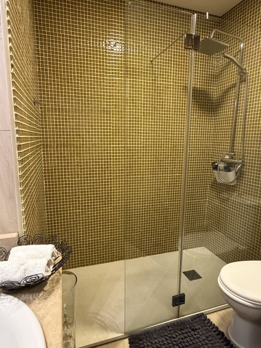 Apartamento T3 mobilado a venda na rua dos Combatebtes do Ultramar