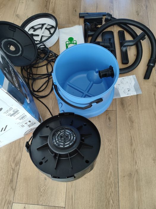 Odkurzacz na sucho i mokro Numatic Charles